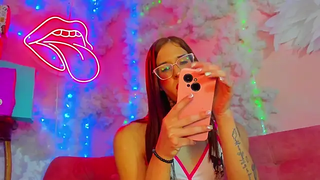 ivy ary online show from December 22, 9:15 pm