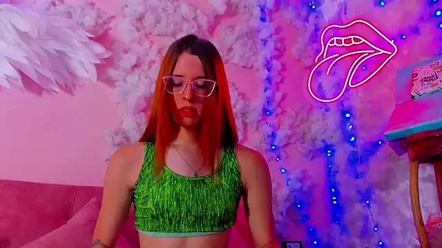 ivy ary online show from December 4, 8:08 pm