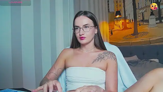 ALICE  ALICE69 online show from July 9, 8:30 pm