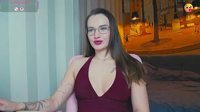 ALICE  ALICE69 online show from February 8, 9:01 pm