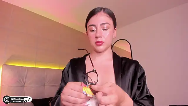 marysofff online show from February 14, 12:33 am