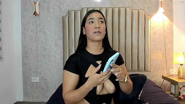 ArissDeLuna online show from January 18, 9:51 pm