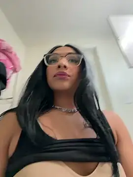 Snapshot of Ashleythelatina chatting on November 29, 10:32 pm Ashleythelatina online show from November 29, 10:32 pm