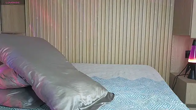 Danmaxwell  online show from November 16, 5:34 am