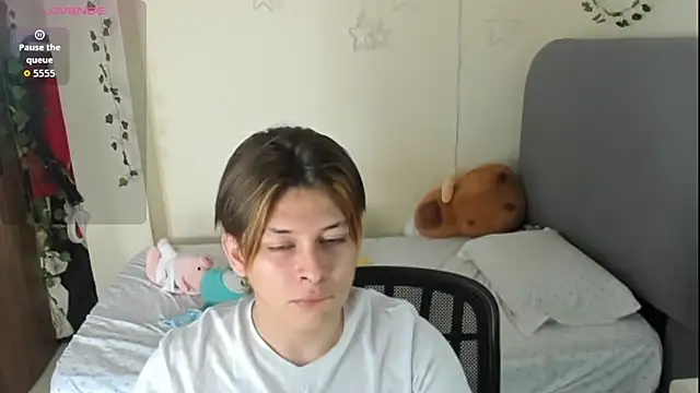 Snapshot of Felix_kitty chatting on November 13, 7:07 pm Felix kitty online show from November 13, 7:07 pm