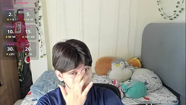 Felix kitty online show from February 15, 7:02 pm