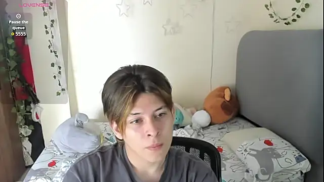 Felix kitty online show from November 15, 6:56 pm