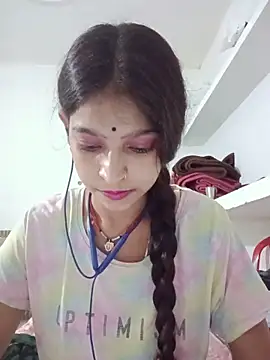 Mohnicute online show from May 25, 7:12 pm