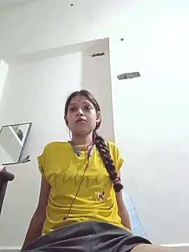 Mohnicute online show from June 9, 8:32 pm