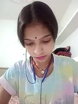Mohnicute online show from May 10, 12:20 pm