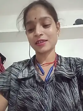 Mohnicute online show from May 24, 7:58 pm