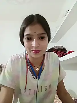 Mohnicute online show from June 4, 8:35 pm