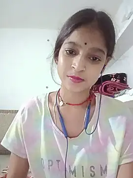 Mohnicute online show from May 18, 8:57 pm