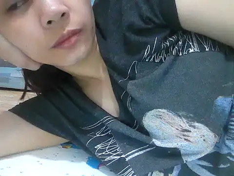 hotsexytits4U online show from January 19, 1:15 pm