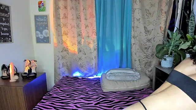 Angel White25 online show from May 14, 10:51 pm