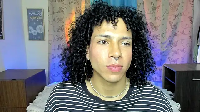 Angel White25 online show from December 22, 10:43 pm