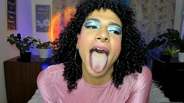 Angel White25 online show from November 29, 10:43 pm