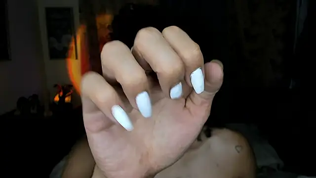 Angel White25 online show from March 13, 2:27 am