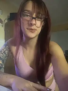 Taurina0105 online show from May 15, 3:48 am