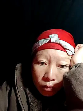 girl-hot2x online show from December 19, 7:38 pm