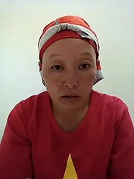 girl-hot2x online show from November 29, 10:37 am