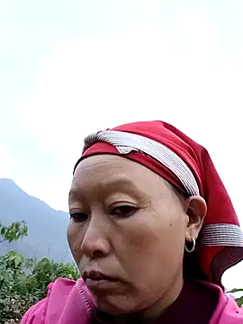 girl-hot2x online show from December 20, 10:07 am