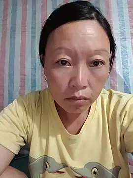 Snapshot of girl-hot2x chatting on July 15, 6:59 pm girl-hot2x online show from July 15, 6:59 pm