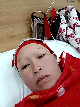 girl-hot2x online show from January 13, 2:32 pm