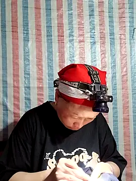 girl-hot2x online show from April 10, 1:07 pm