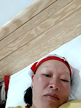 girl-hot2x online show from April 7, 1:24 pm