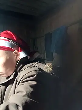 girl-hot2x online show from February 20, 12:07 pm