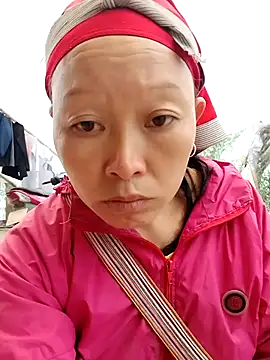 girl-hot2x online show from March 20, 2:45 am