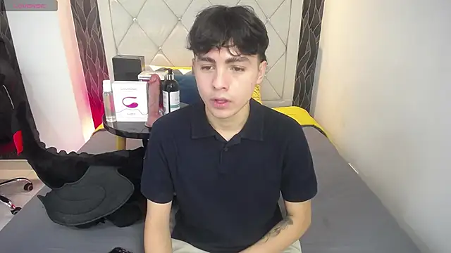 Samu FoXXX online show from November 15, 8:13 pm