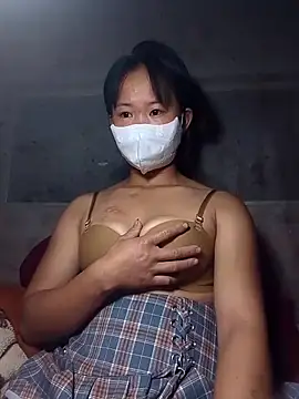 chibi-ngoc online show from November 11, 10:15 pm