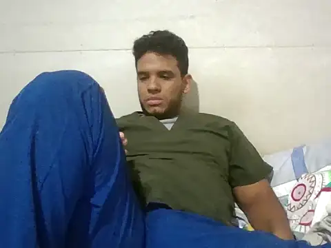 josecamsex27 online show from March 11, 12:48 am