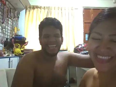 josecamsex27 online show from April 12, 10:35 pm