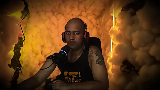 StripPMB online show from November 11, 3:51 pm