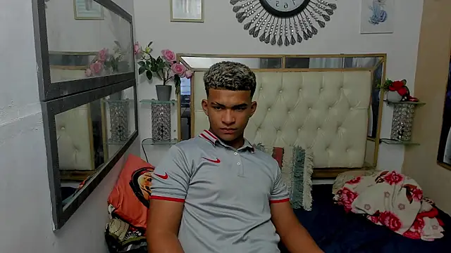 mathews    online show from December 16, 3:33 am