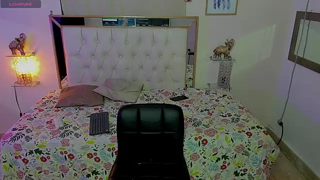 mathews    online show from January 9, 3:57 am