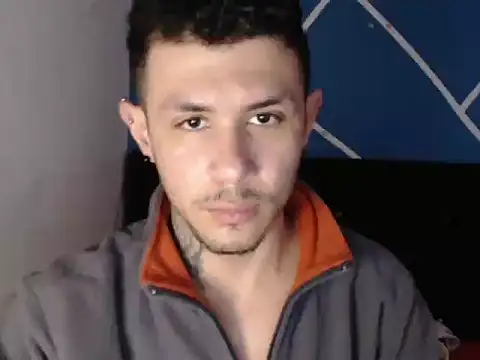 Snapshot of damiansexyboy69 chatting on November 15, 5:17 pm damiansexyboy69 online show from November 15, 5:17 pm