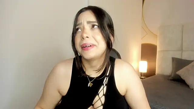 Snapshot of Has_gonzalez chatting on December 18, 4:28 am Has gonzalez online show from December 18, 4:28 am