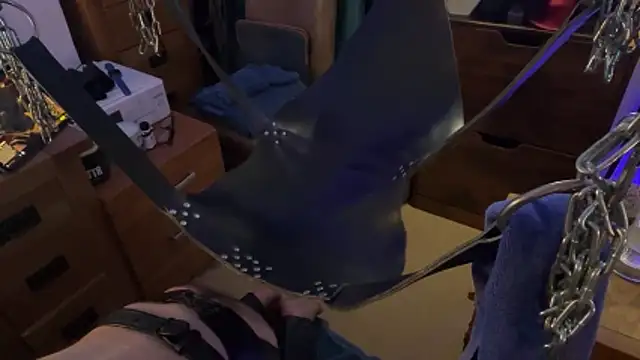 LeatherSdaddy online show from November 26, 5:57 pm