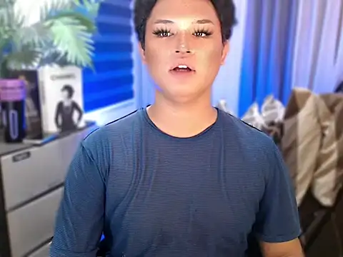 Snapshot of UrGoddess_Sofia chatting on February 10, 7:07 am UrGoddess Sofia online show from February 10, 7:07 am