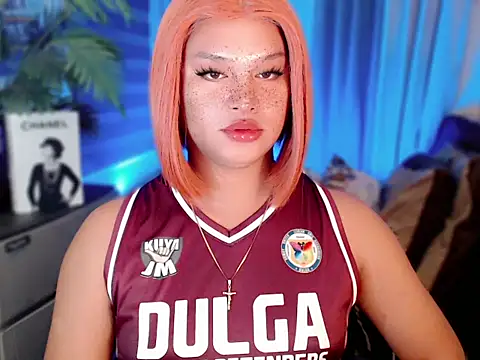 Snapshot of UrGoddess_Sofia chatting on February 16, 9:24 pm UrGoddess Sofia online show from February 16, 9:24 pm