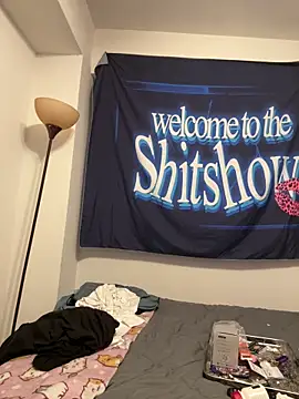 wearefreaks08 online show from December 14, 4:40 am