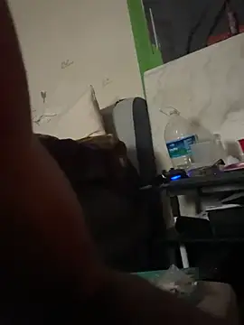 wearefreaks08 online show from February 8, 11:52 am