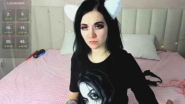 Lina Moony online show from January 9, 1:45 am