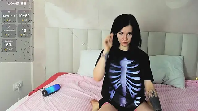 Lina Moony online show from January 10, 8:53 am