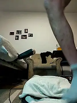 Snapshot of prdlka chatting on January 9, 12:12 pm prdlka online show from January 9, 12:12 pm