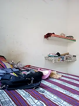 Snapshot of Riya_917 chatting on January 15, 7:23 am Riya 917 online show from January 15, 7:23 am